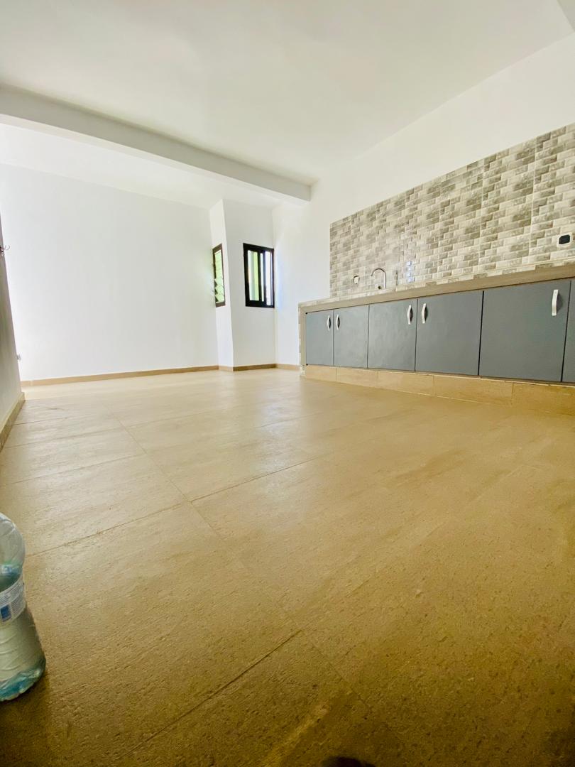 VILLA 4 PIÈCES À VENDRE – NOUVEAU CHU ANGRÉ