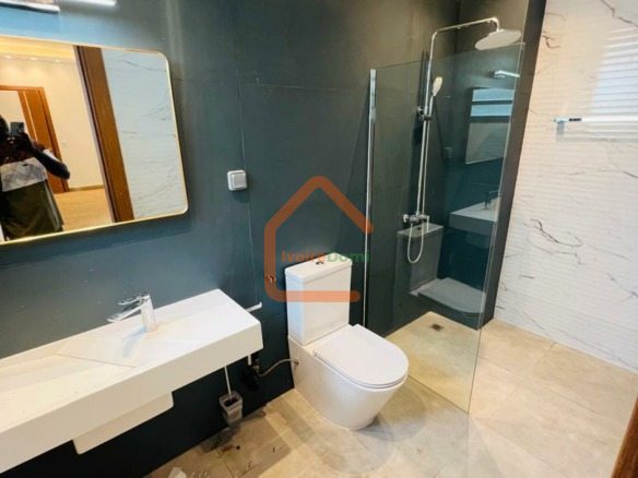À LOUER – APPARTEMENTS 4 PIÈCES DE LUXE À ANGRÉ 8ÈME TRANCHE