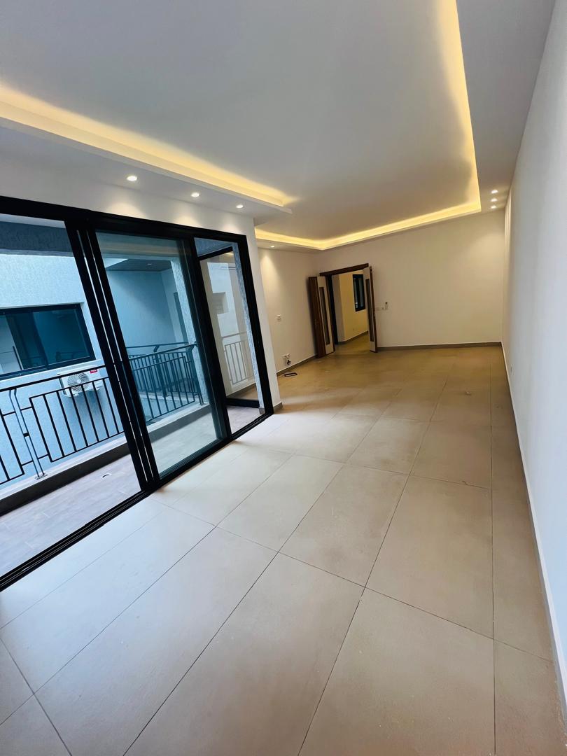 À LOUER – APPARTEMENTS 4 PIÈCES DE LUXE À ANGRÉ 8ÈME TRANCHE