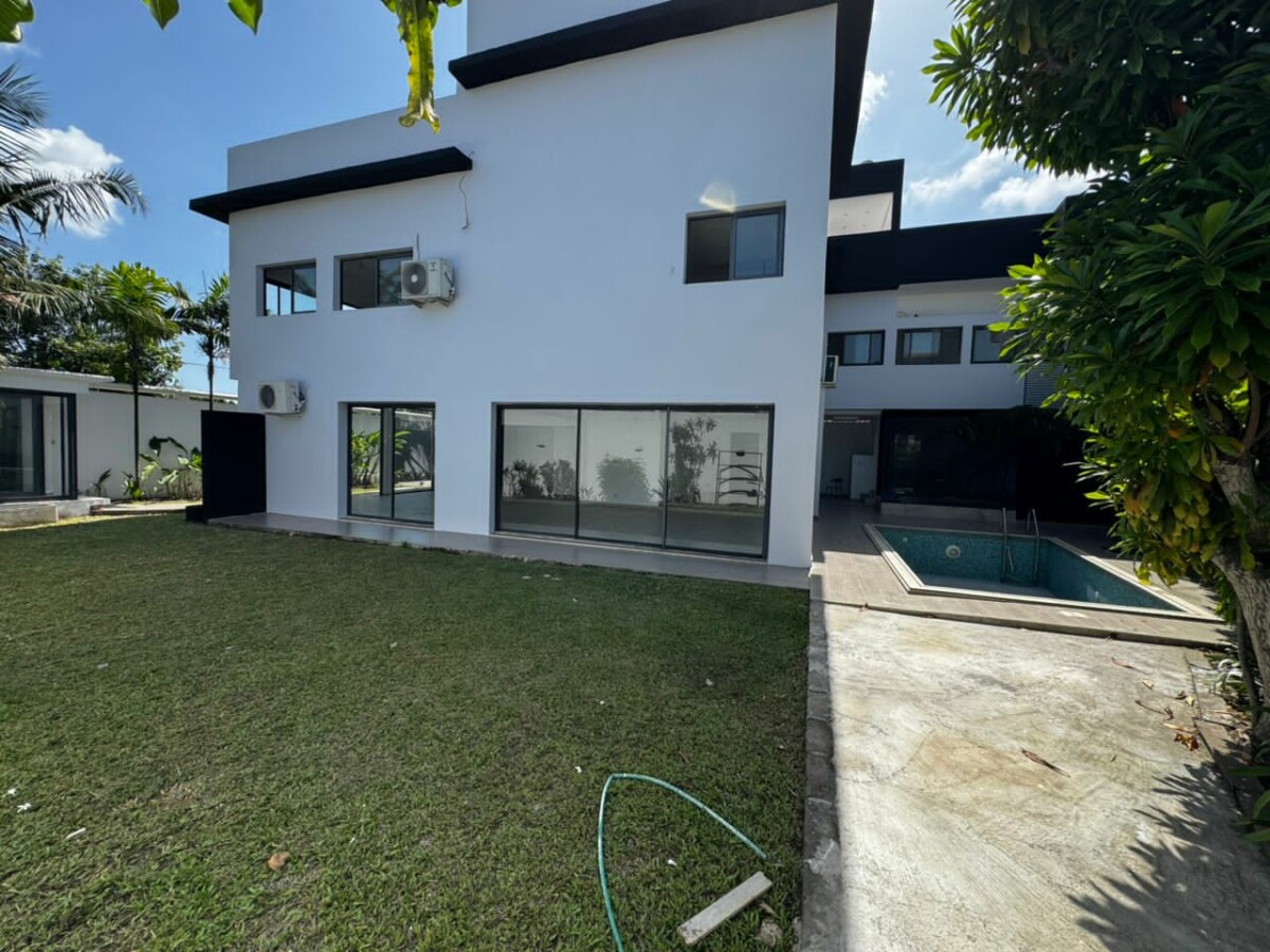 À LOUER – VILLA DUPLEX 8 PIÈCES AVEC PISCINE 🔥 📍 M’Badon – Procréa Vue Lagune Standing premium