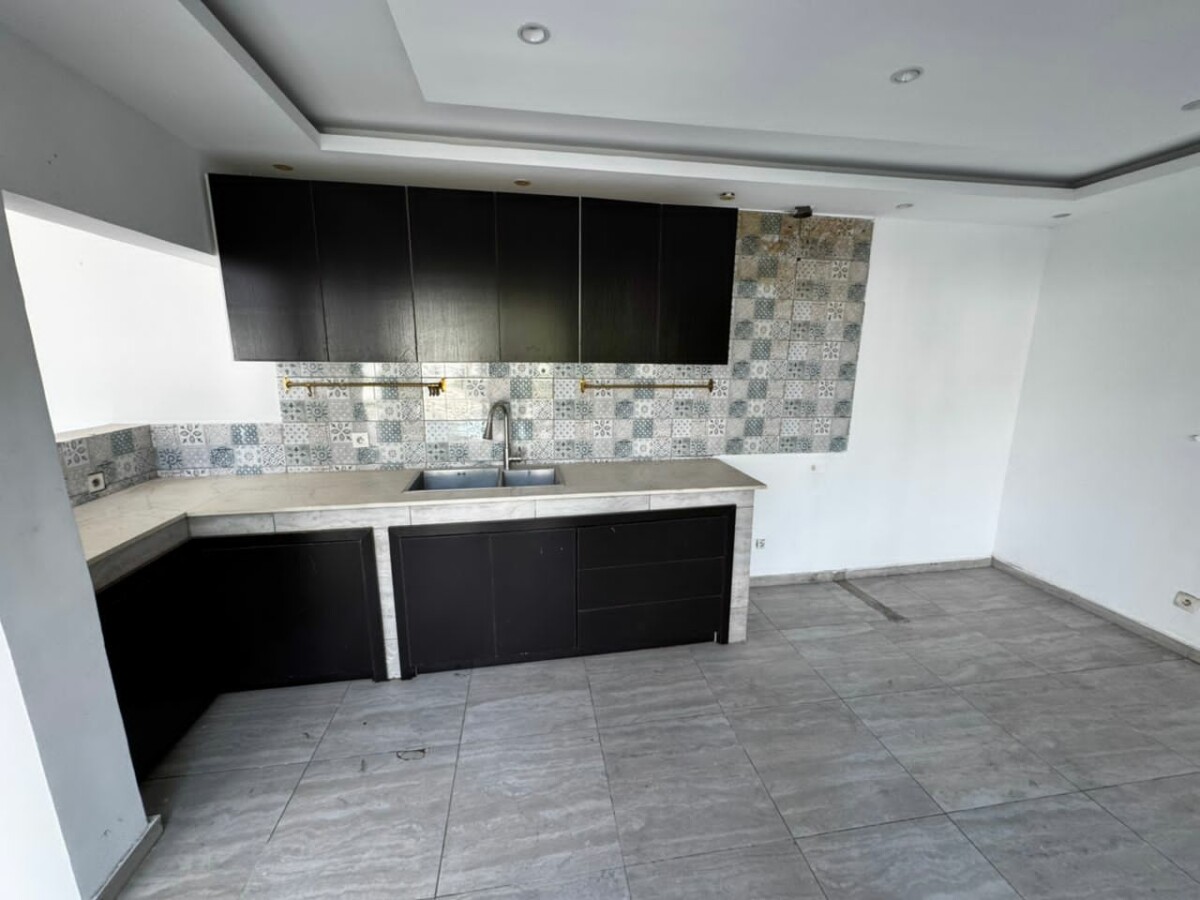 À LOUER – VILLA DUPLEX 8 PIÈCES AVEC PISCINE 🔥 📍 M’Badon – Procréa Vue Lagune Standing premium