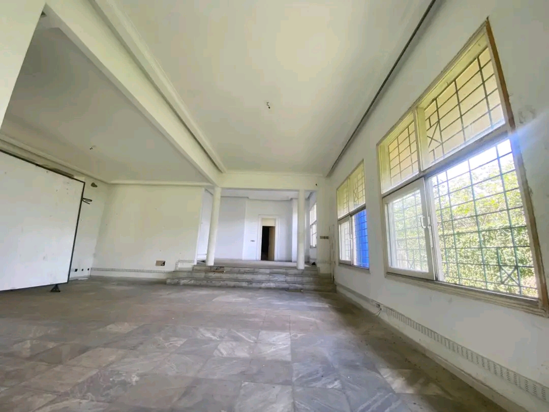 🏡 À LOUER – VILLA DE STANDING 14 PIÈCES À RIVIERA GOLF (LES VERSANTS)