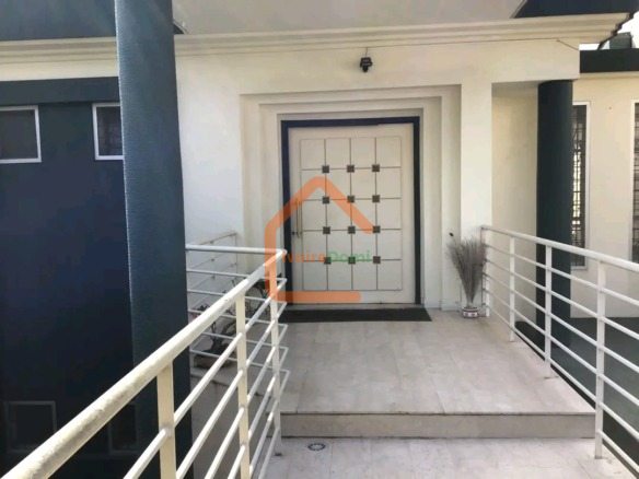 🏡 À LOUER – VILLA DE STANDING 14 PIÈCES À RIVIERA GOLF (LES VERSANTS)