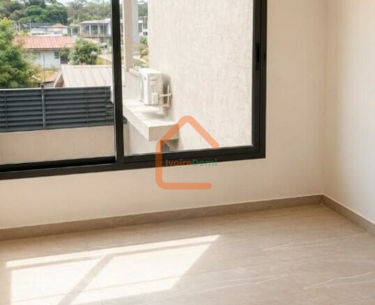 À VENDRE – 2 VILLAS DUPLEX JUMELLES HAUT STANDING À Riviera 3