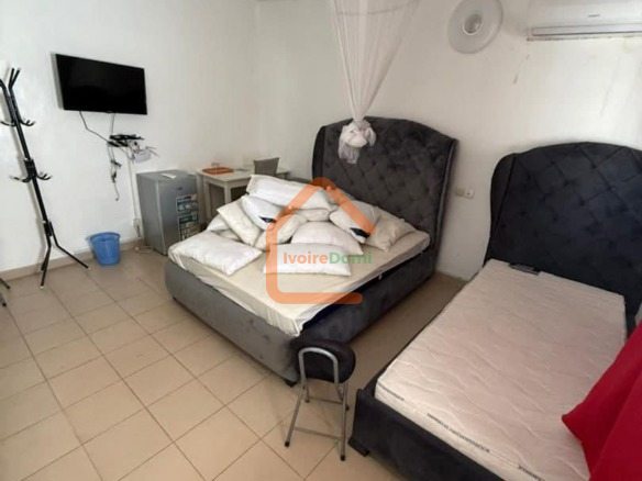 ✨ À LOUER – VILLA DUPLEX 8 PIÈCES DE STANDING À COCODY RIVIERA FAYA ✨