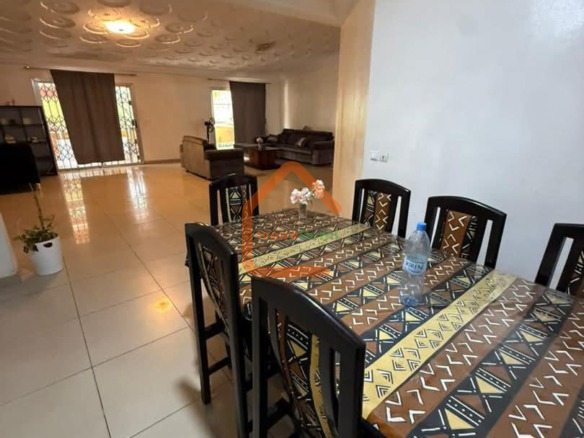 ✨ À LOUER – VILLA DUPLEX 8 PIÈCES DE STANDING À COCODY RIVIERA FAYA ✨