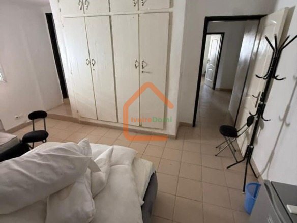 ✨ À LOUER – VILLA DUPLEX 8 PIÈCES DE STANDING À COCODY RIVIERA FAYA ✨