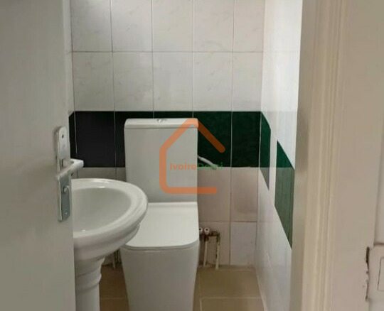 🔥 À LOUER – VILLA DUPLEX 12 PIÈCES DE HAUT STANDING À COCODY RIVIERA 2 – IDÉALE BUREAUX 🔥