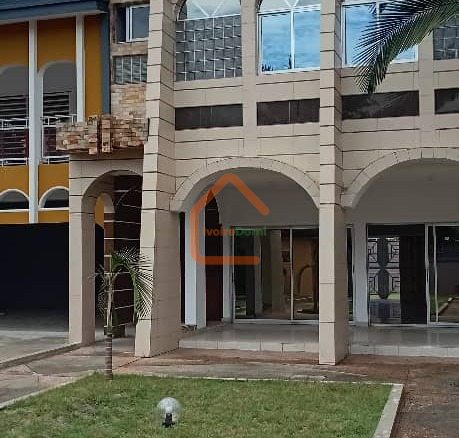🔥 À LOUER – VILLA DUPLEX 12 PIÈCES DE HAUT STANDING À COCODY RIVIERA 2 – IDÉALE BUREAUX 🔥