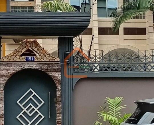 🔥 À LOUER – VILLA DUPLEX 12 PIÈCES DE HAUT STANDING À COCODY RIVIERA 2 – IDÉALE BUREAUX 🔥