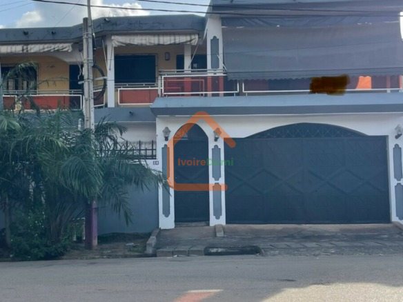 BELLE VILLA EN DUPLEX DE 8 PIECES EN VENTE