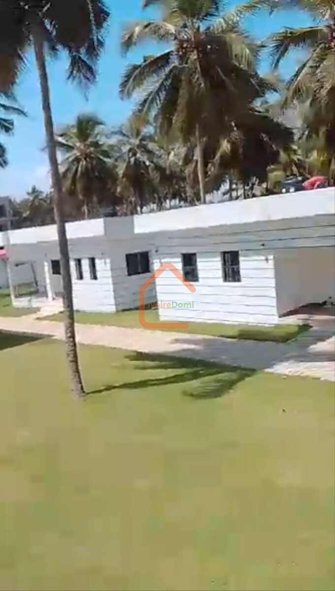 Mondoukou Chalet 10 pièces en bordure de Mer avec piscine en vente