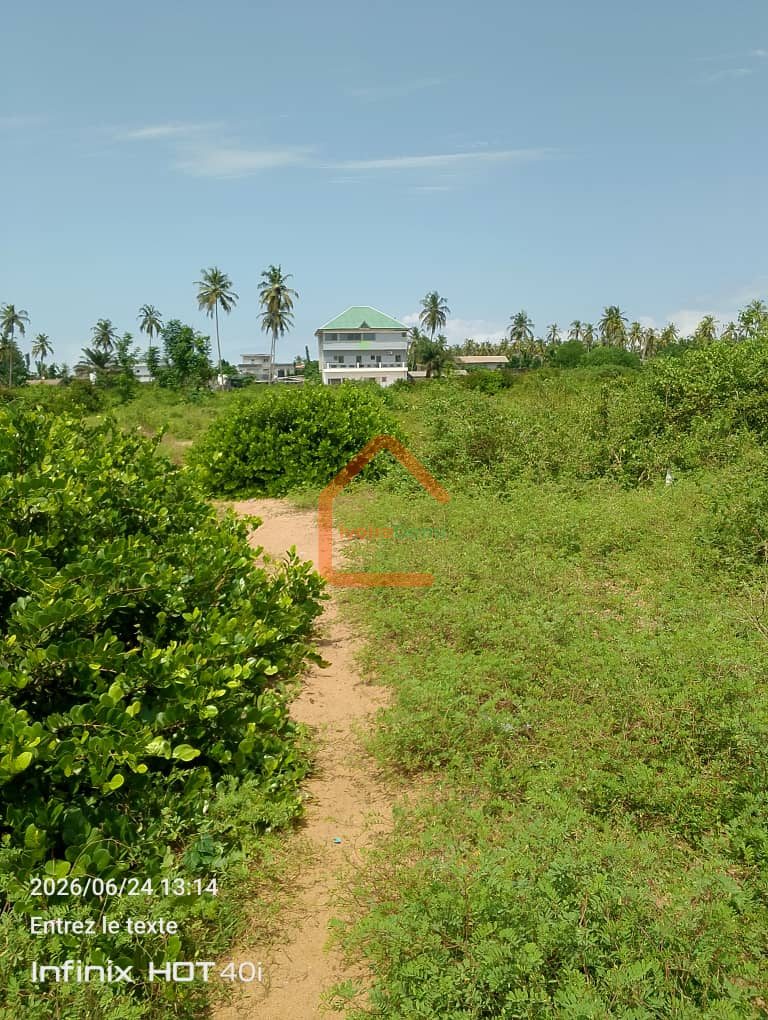 Mondoukou 2 hectares avec ACD en vente
