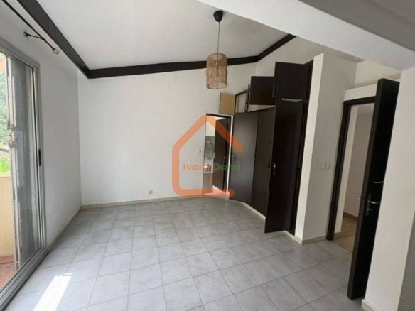 🔥 À LOUER – VILLA DUPLEX 6 PIÈCES AVEC PISCINE AUX 2 PLATEAUX HAMEAUX DU VALLON 🔥