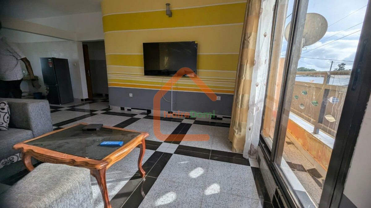 APPARTEMENT A LOUER YAOU NOUVEAU QUARTIER 2ème étage