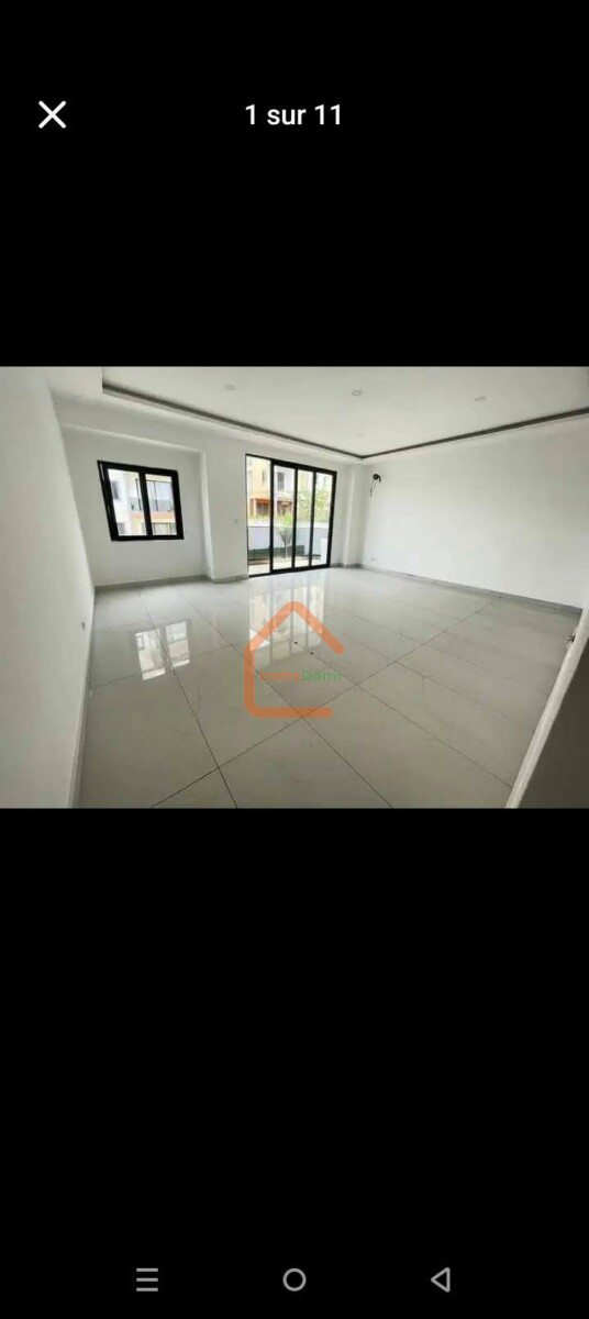3 IMMEUBLES R+3 DE 8 APPARTS CHACUN A LA RIVIERA FAYA SYNATRESOR