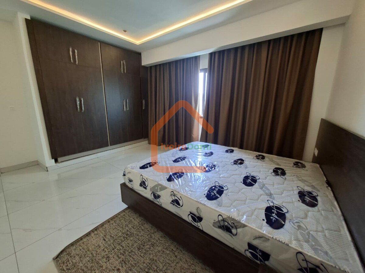 Appartement meublé 4 pièces Cocody Riviera 4