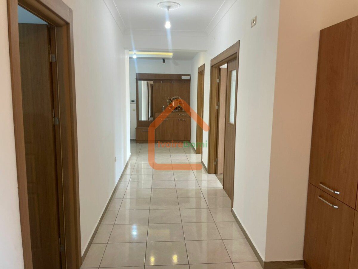 🏡 À LOUER – APPARTEMENT 4 PIÈCES DE STANDING À MARCORY ZONE 4 – RÉSIDENCE OUMOU SIDIBÉ