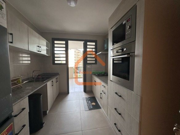 Zone 4 Appartement 2 pièce meublé standing à louer