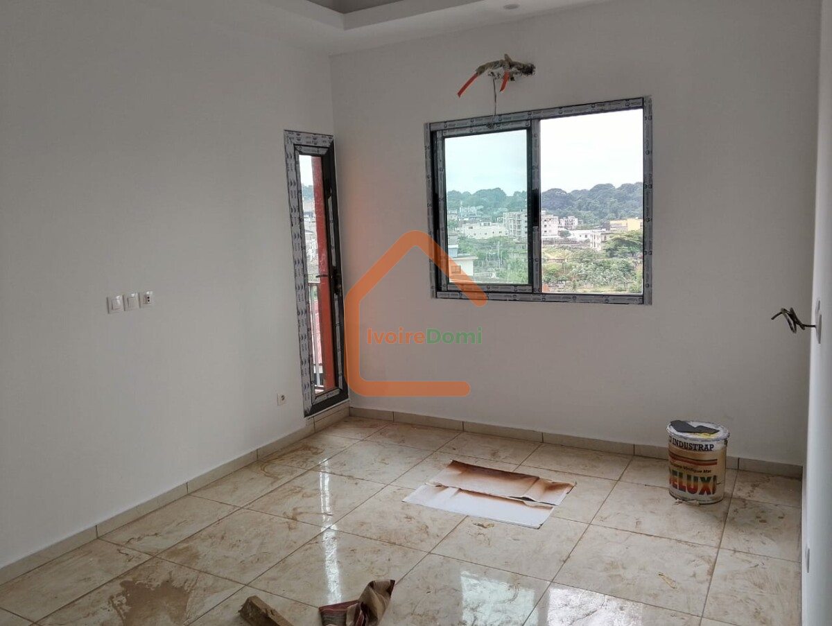 DE NOUVEAUX APPARTS F3 &F2 A LA RIVIERA ABATTA RESIDENTIELLE