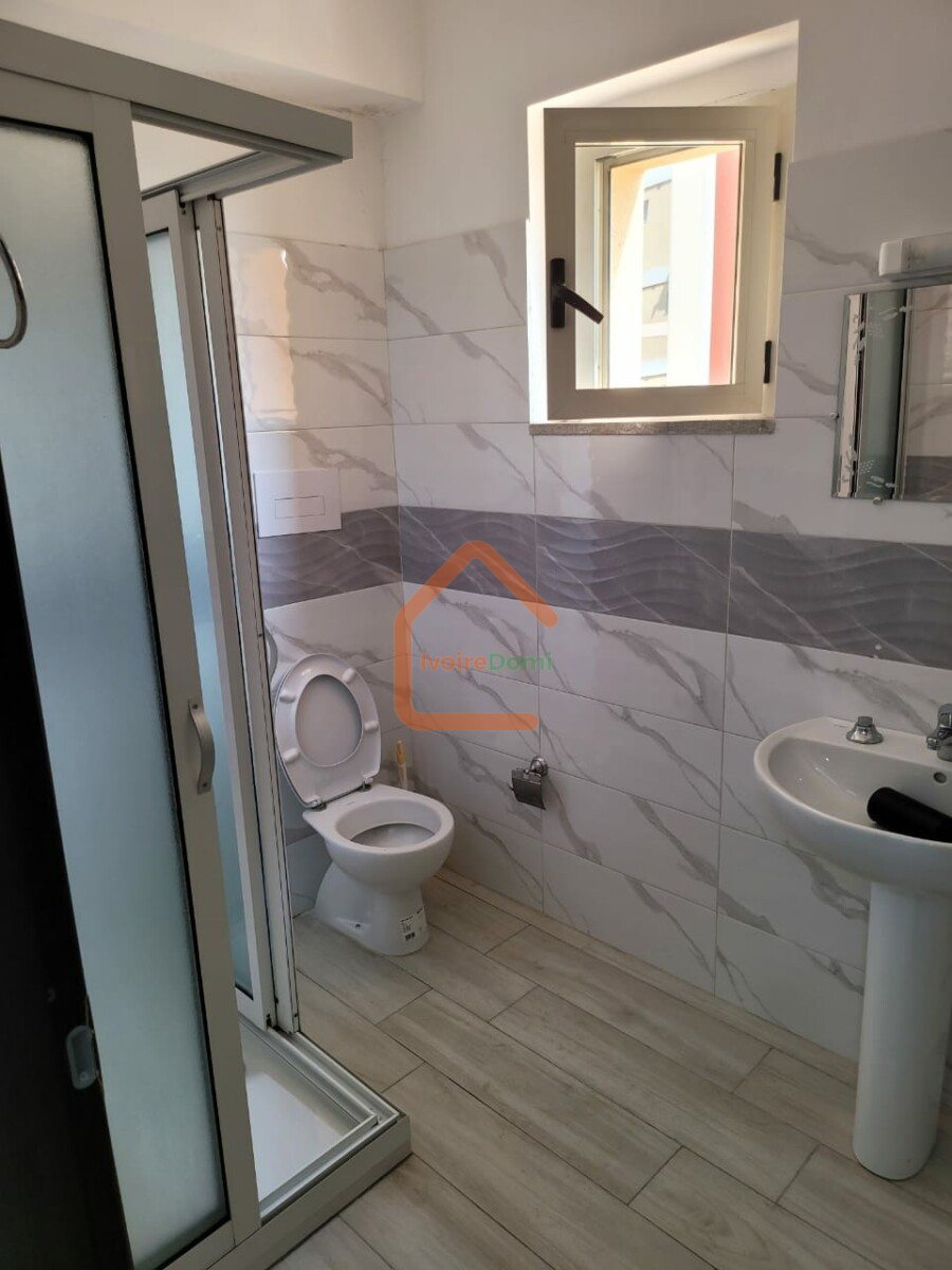 Appartement 4 pièces en vente bassam cité Italia 2