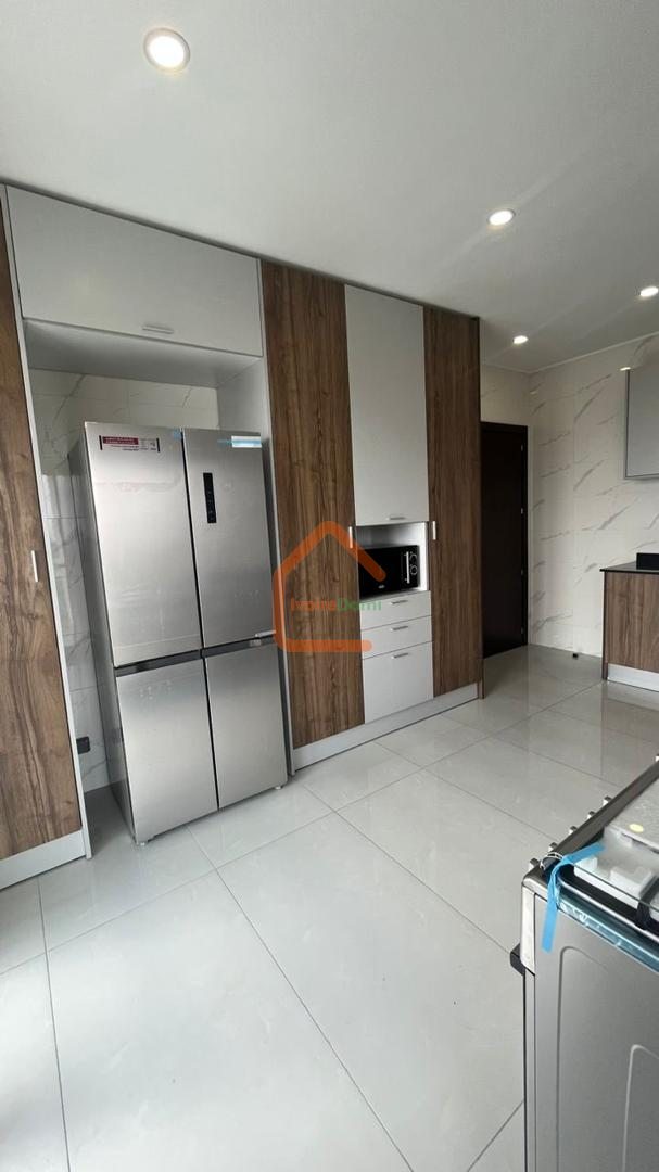 Appartement meublé 4 pièces haut standing marcory zone 4