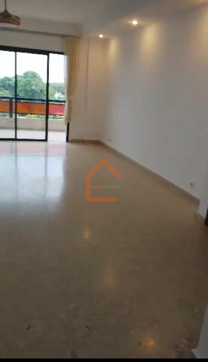 Appartement 2 pièces marcory zone 4