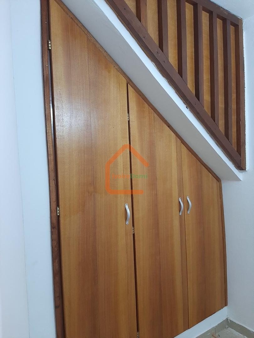A la Riviera palmeraie une villa duplex de 7pieces