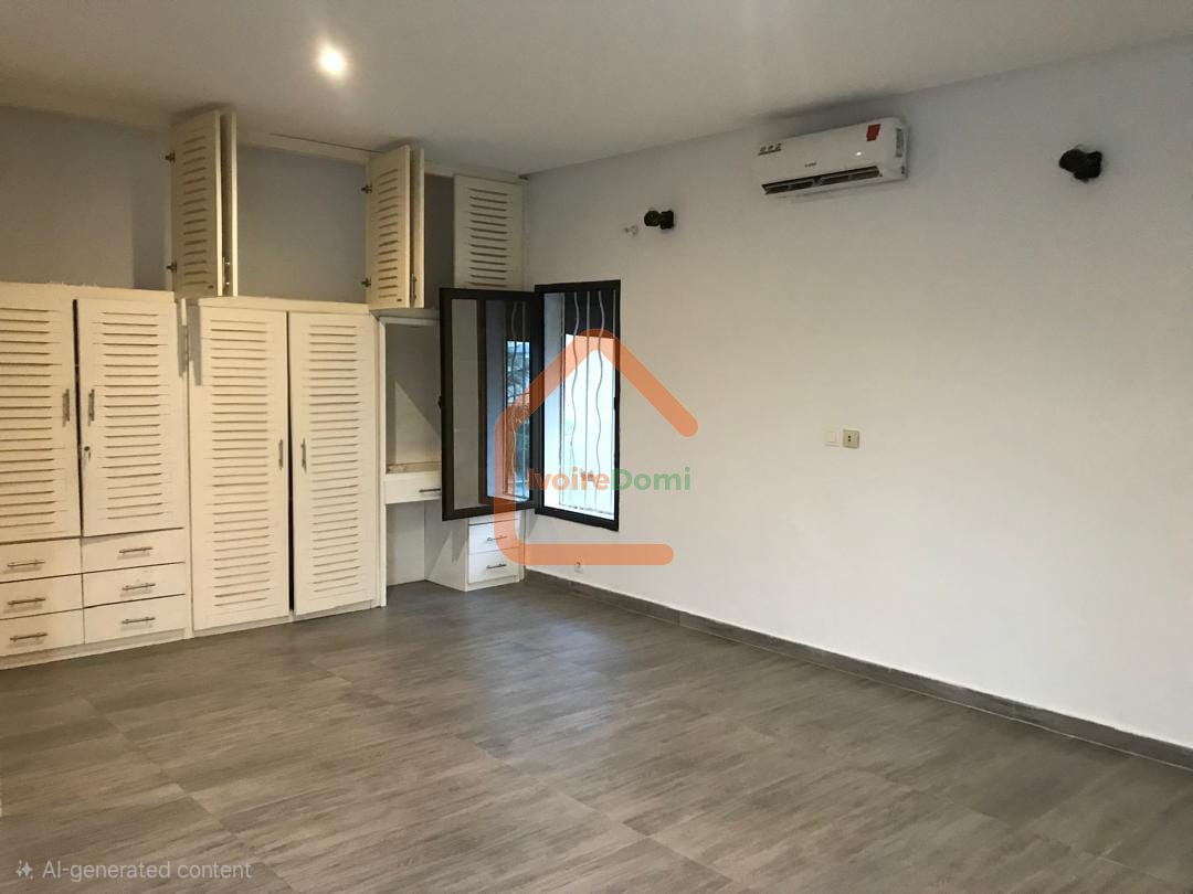 Villa duplex a louer a cocody angre djorobite
