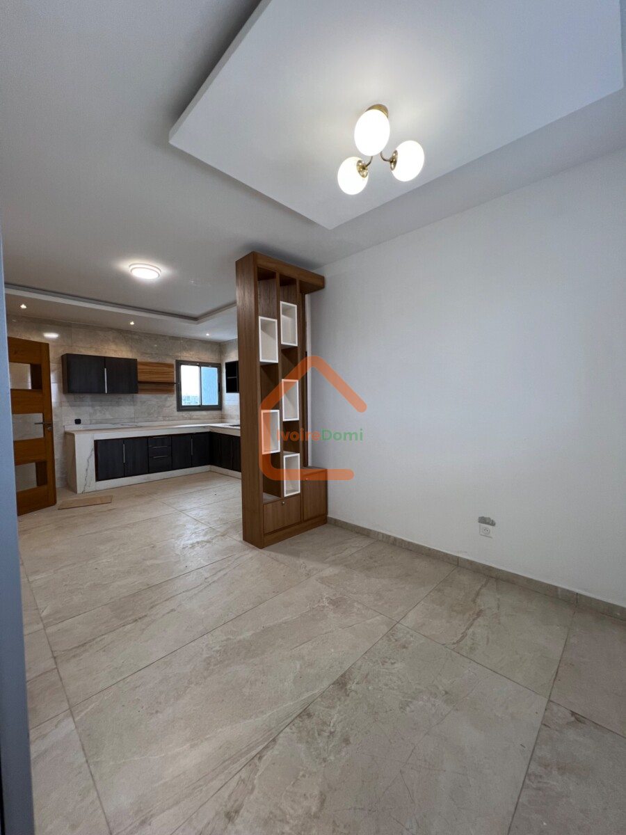 APPARTEMENT DE 3 PIÈCES