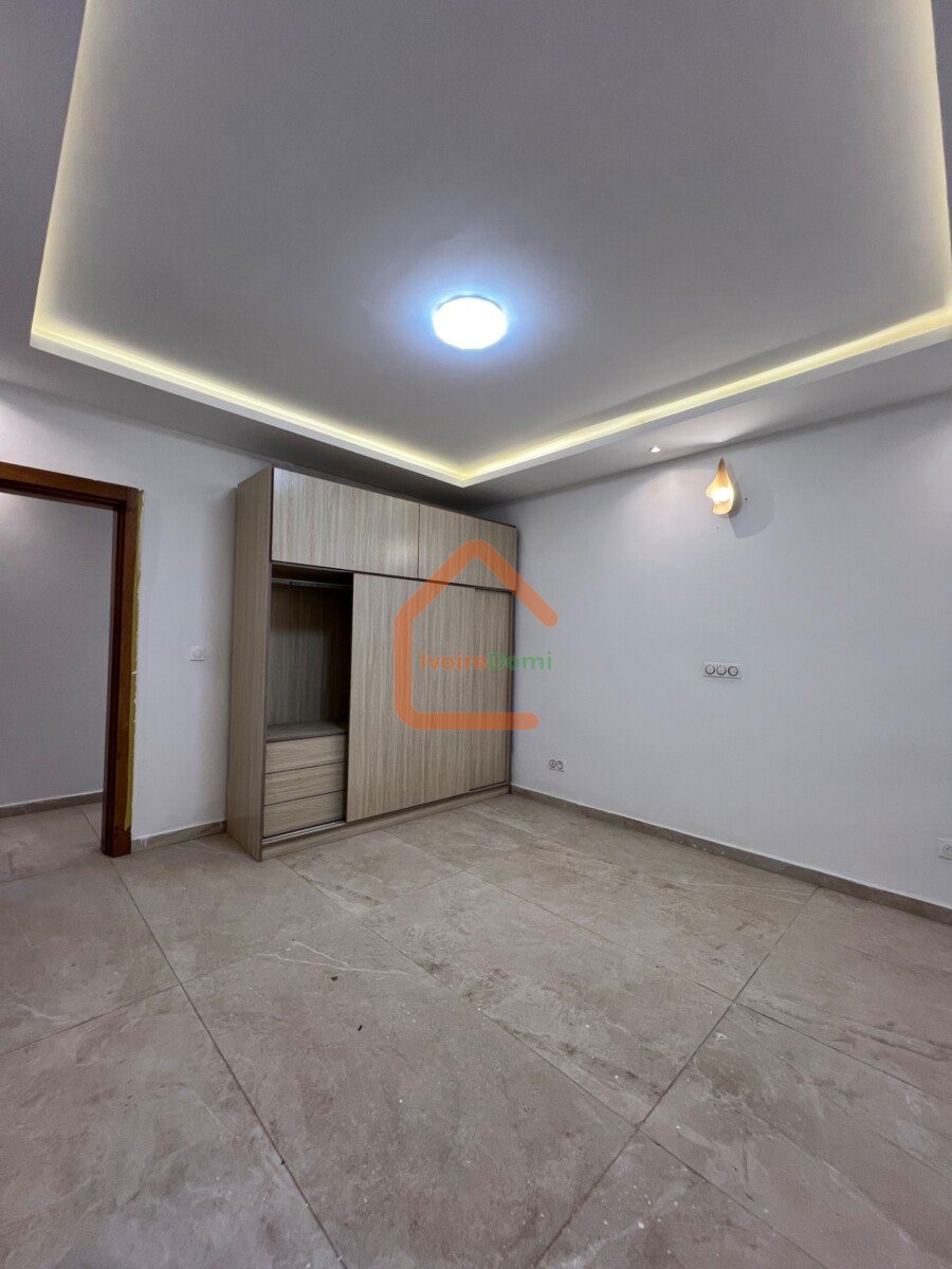 APPARTEMENT DE 3 PIÈCES