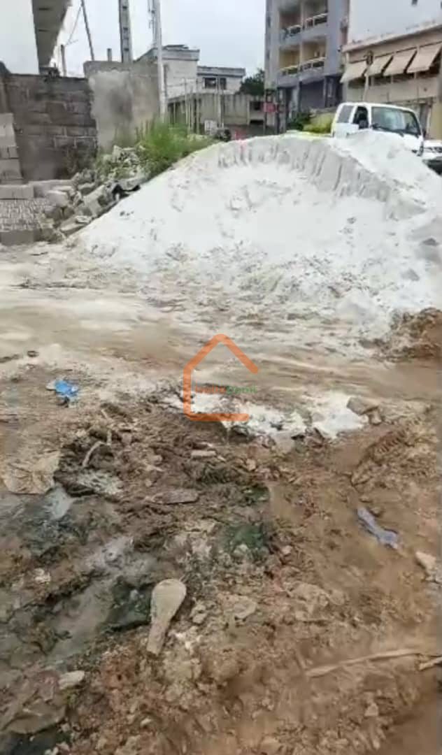 TERRAIN A FAYA NOUVEAU GOUDRON AVEC ACD