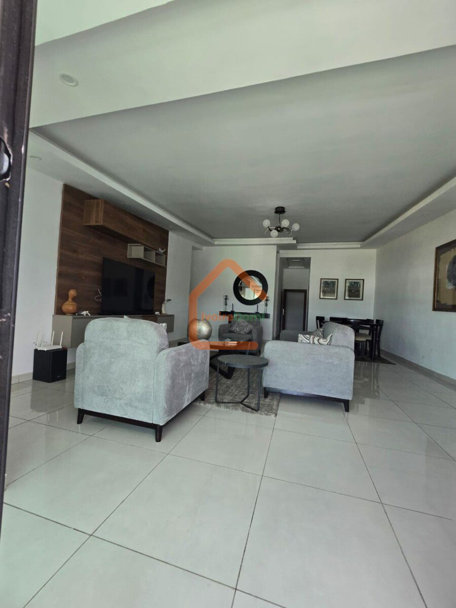 APPARTEMENT 3 PIECES EN VENTE/ 4e ETAGE RIVIERA 4 MBADON AMBASSADE DE CHINE