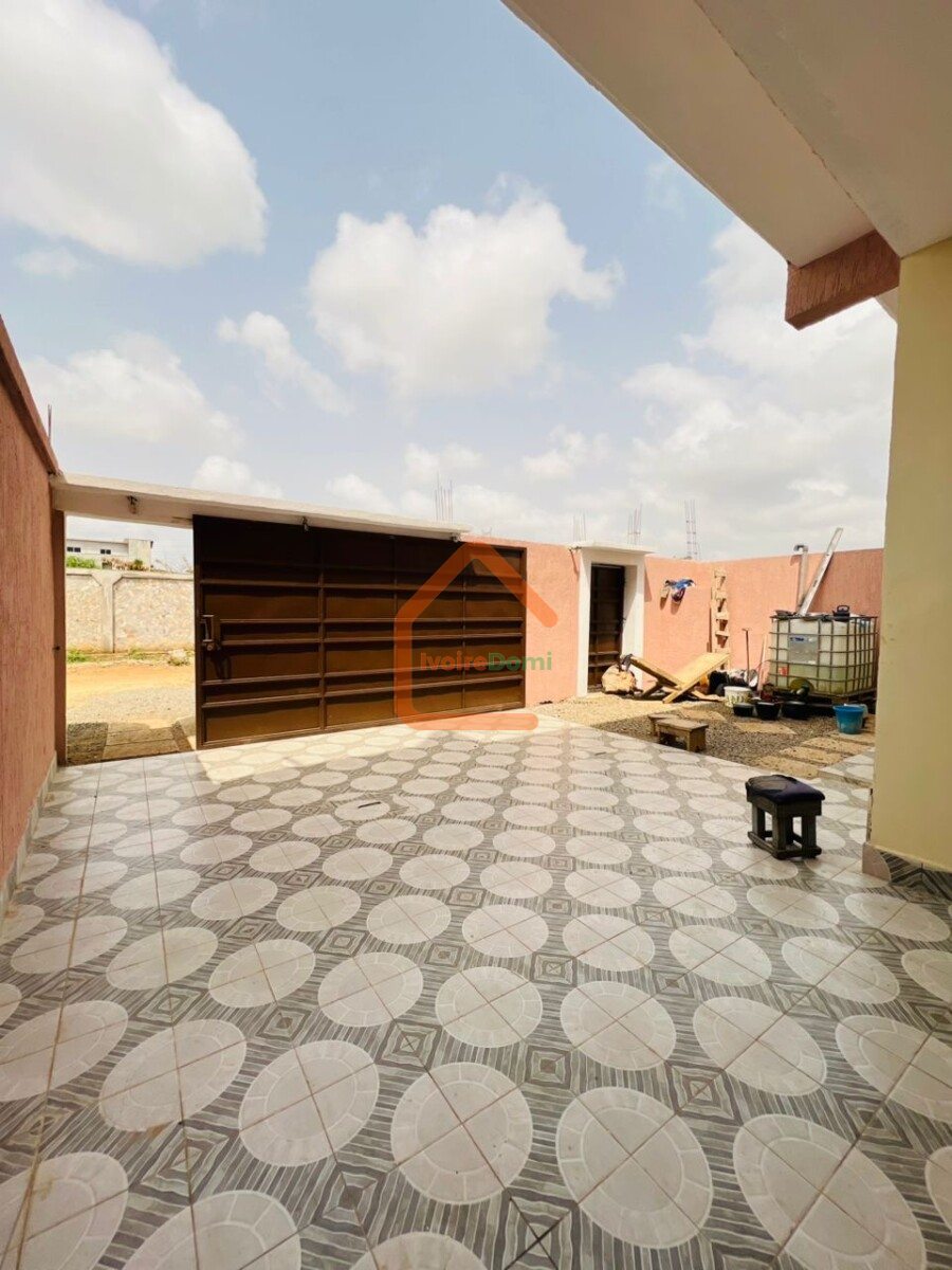 Duplex de 06 pièces
