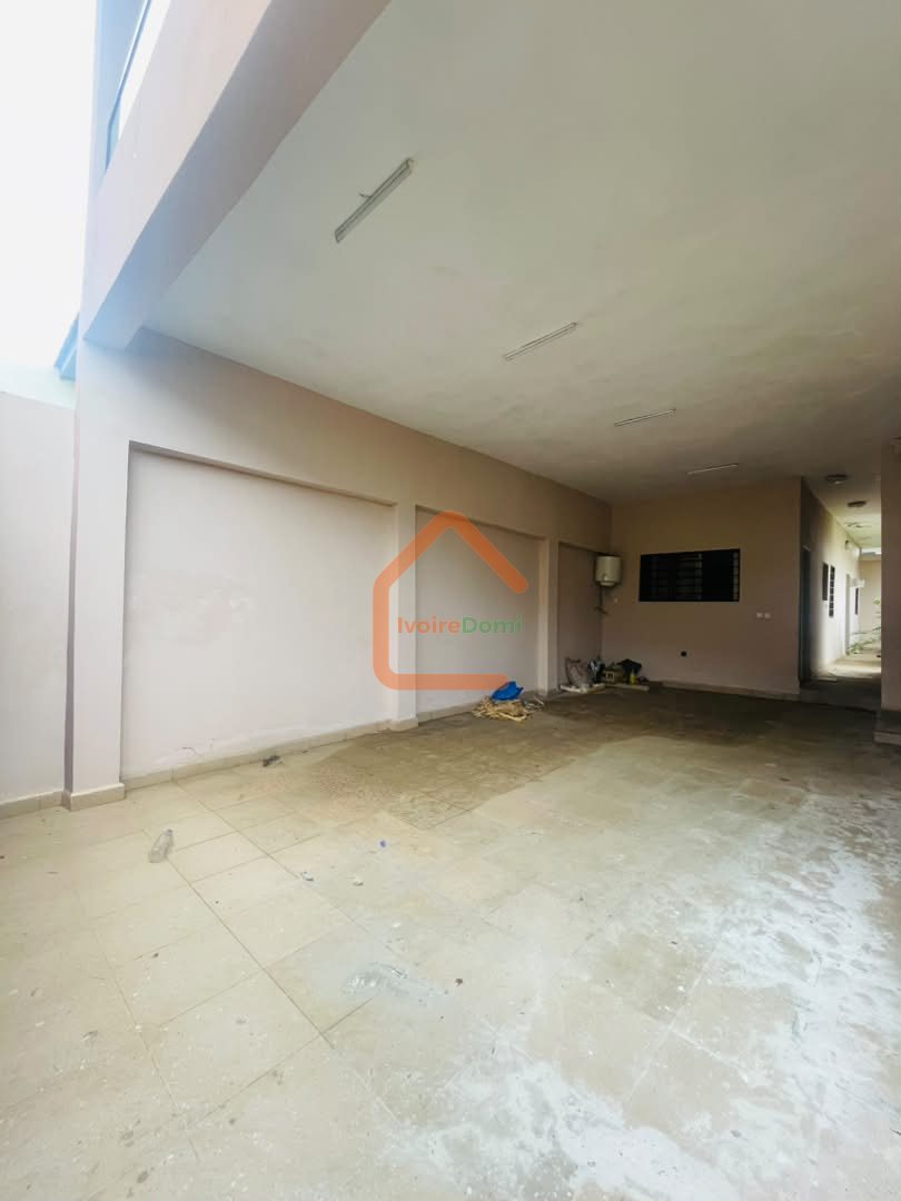 Villa duplex moderne de 7 pièces