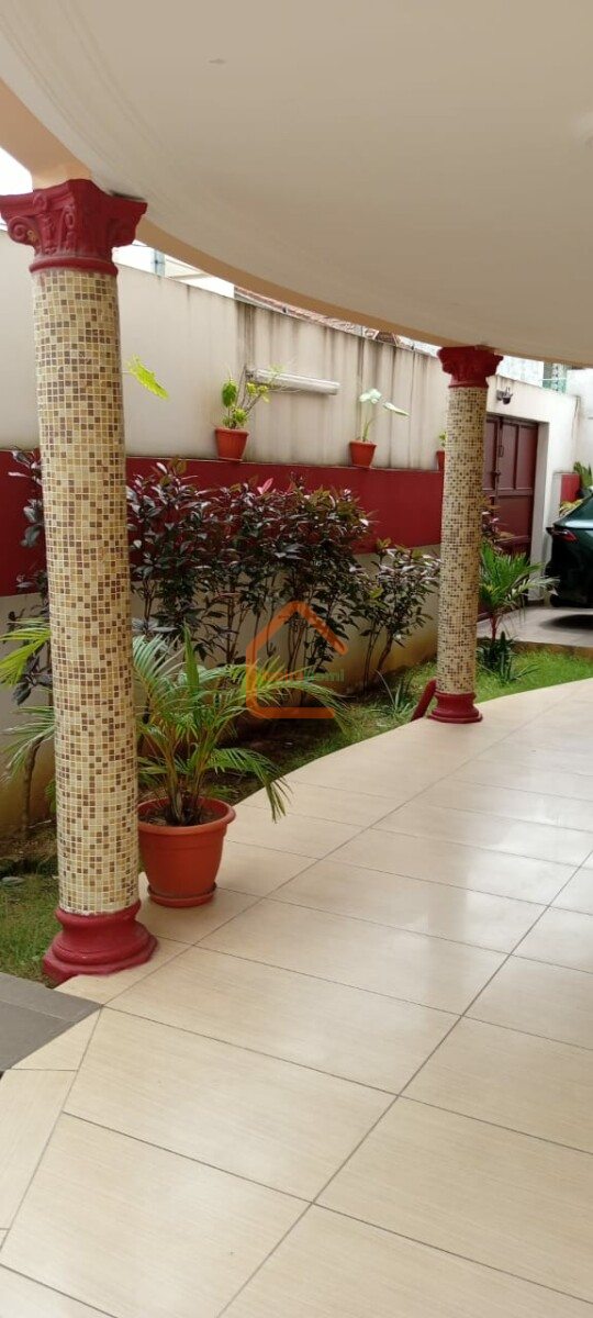 Villa duplex de 7 pièces