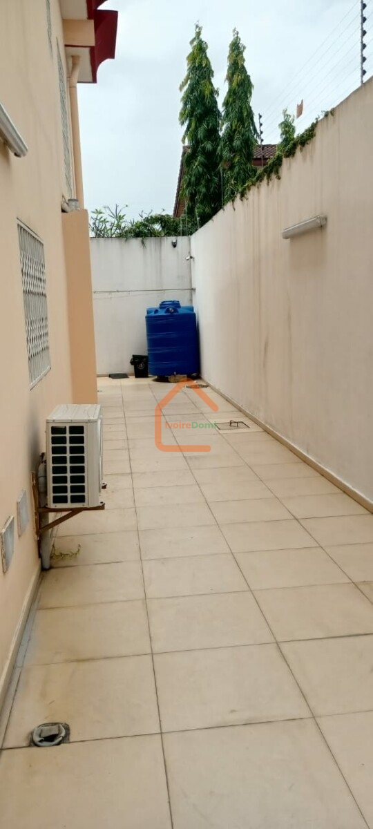Villa duplex de 7 pièces