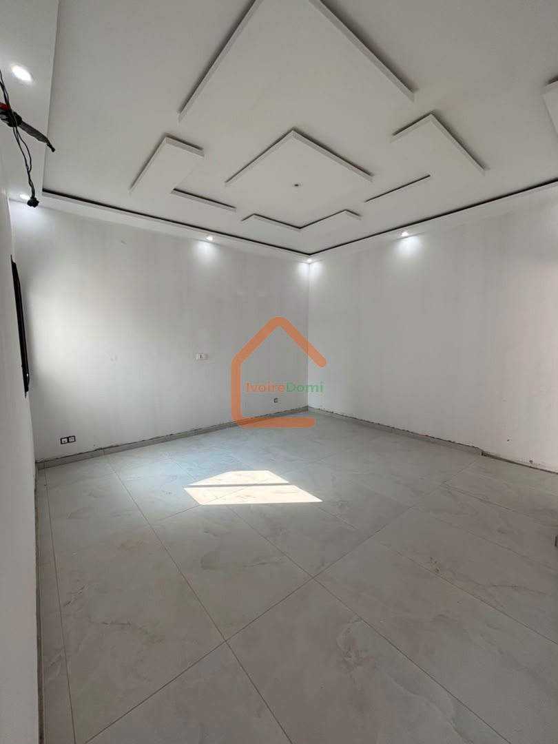 VILLA DUPLEX MODERNE DE 10 PIÈCES