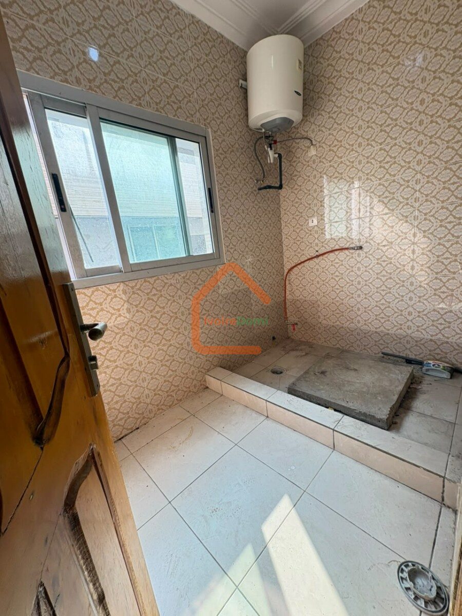 Appartement trois pièces à louer à Faya AB ceneter