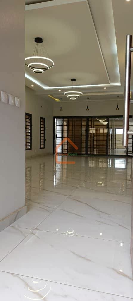 _🏡 VILLA DUPLEX À VENDRE – BINGERVILLE AKANDJÉ 2_ 📍 Zone calme, en plein développement