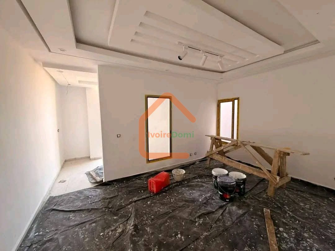 Villa d’architecte 8 pièces à vendre à Cocody Riviera 3