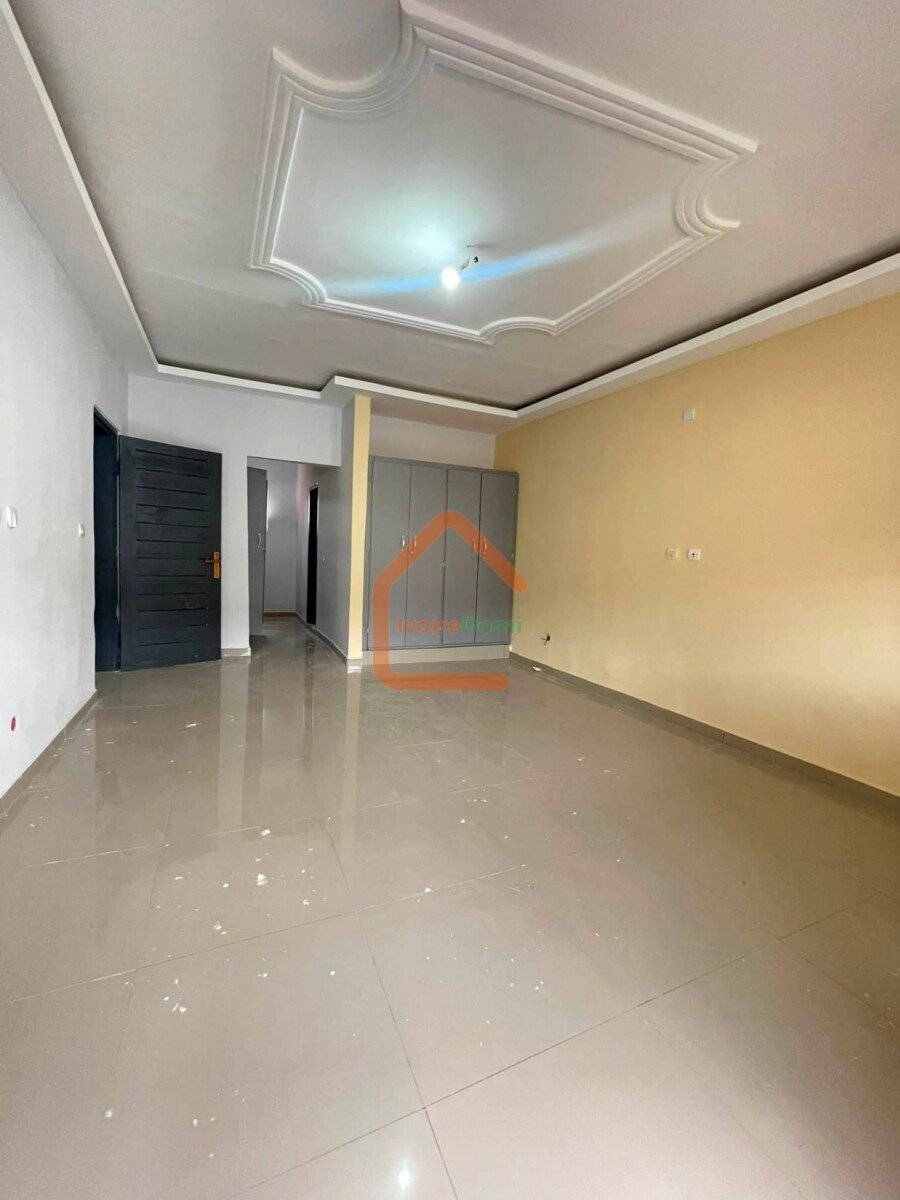 🏠DUPLEX 4 PIÈCES EN LOCATION accès totalement bitumé 📍BINGERVILLE CITÉ LAURIER 5 PIÈCES DISPON