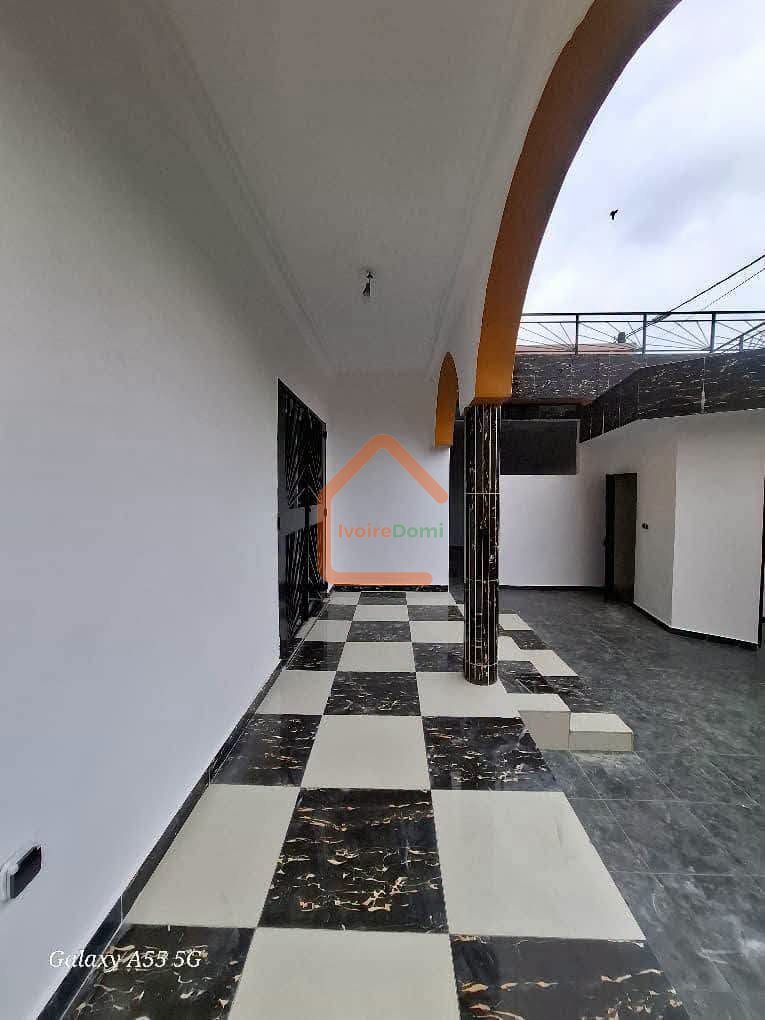 VILLA DUPLEX EN LOCATION ANGRE CHU