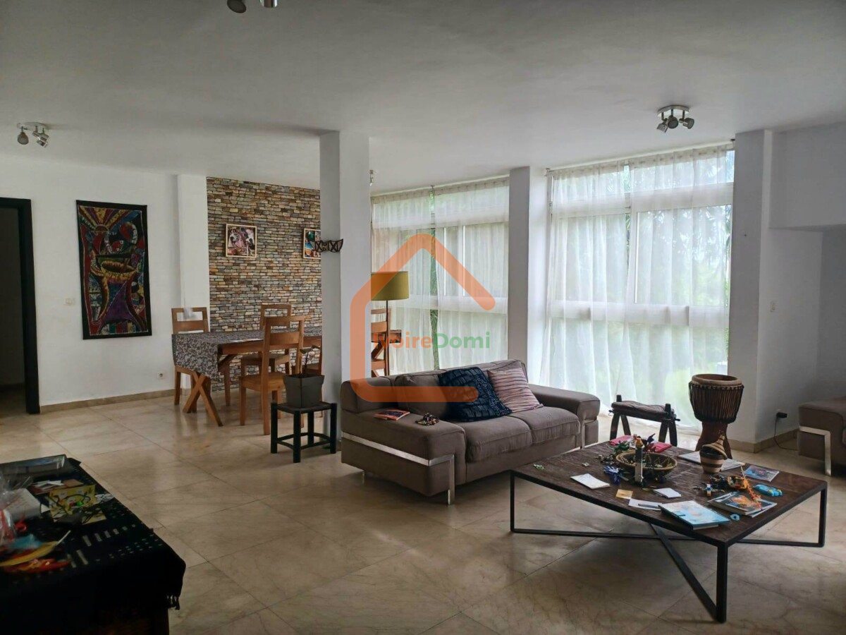 VILLA EN VENTE