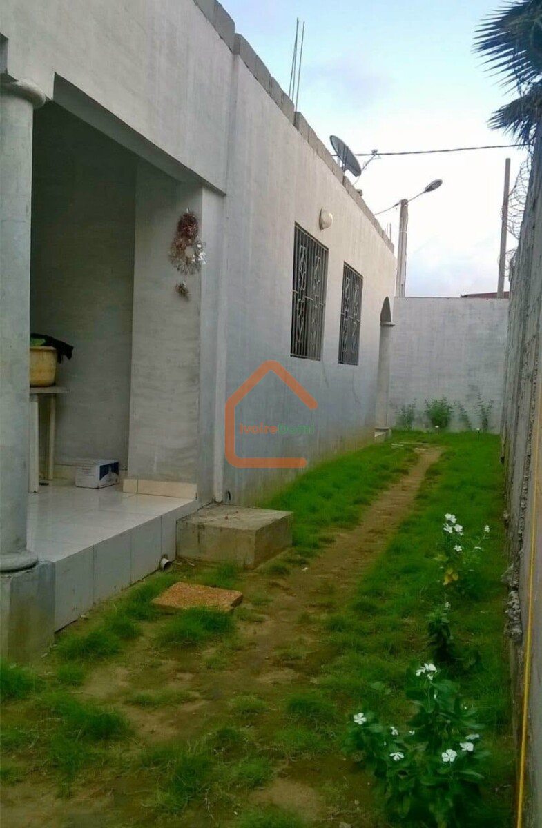APPARTEMENT EN VENTE A COCODY