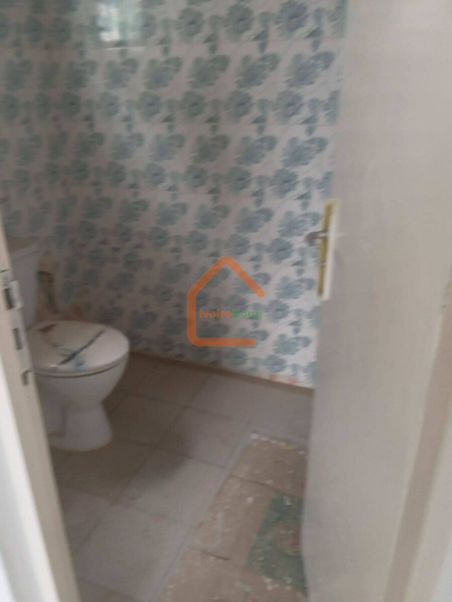 APPARTEMENT TRIPLEX EN LOCATION
