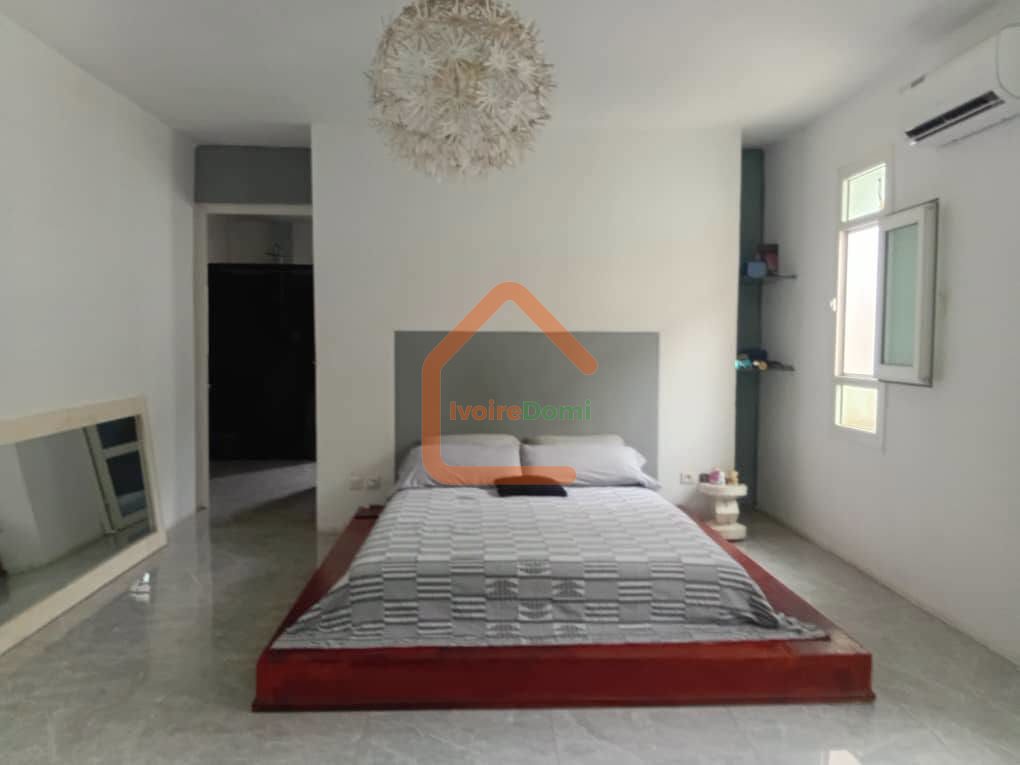 VILLA DUPLEX EN VENTE A BINGERVILLE
