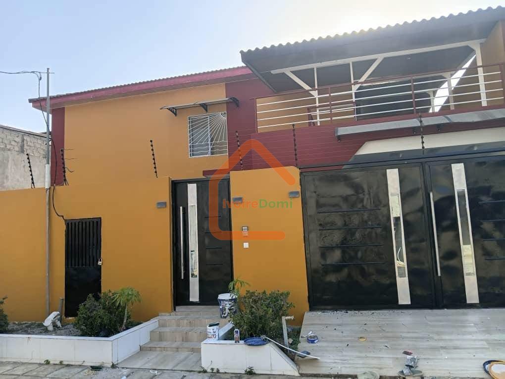 VILLA EN VENTE GRAND BASSAM