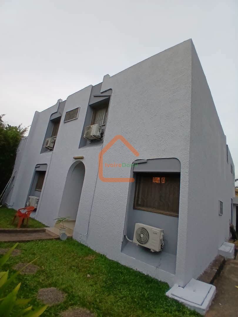 VILLA DUPLEX DE 6 PIECES EN VENTE RIVIERA BEVERLY HILLS