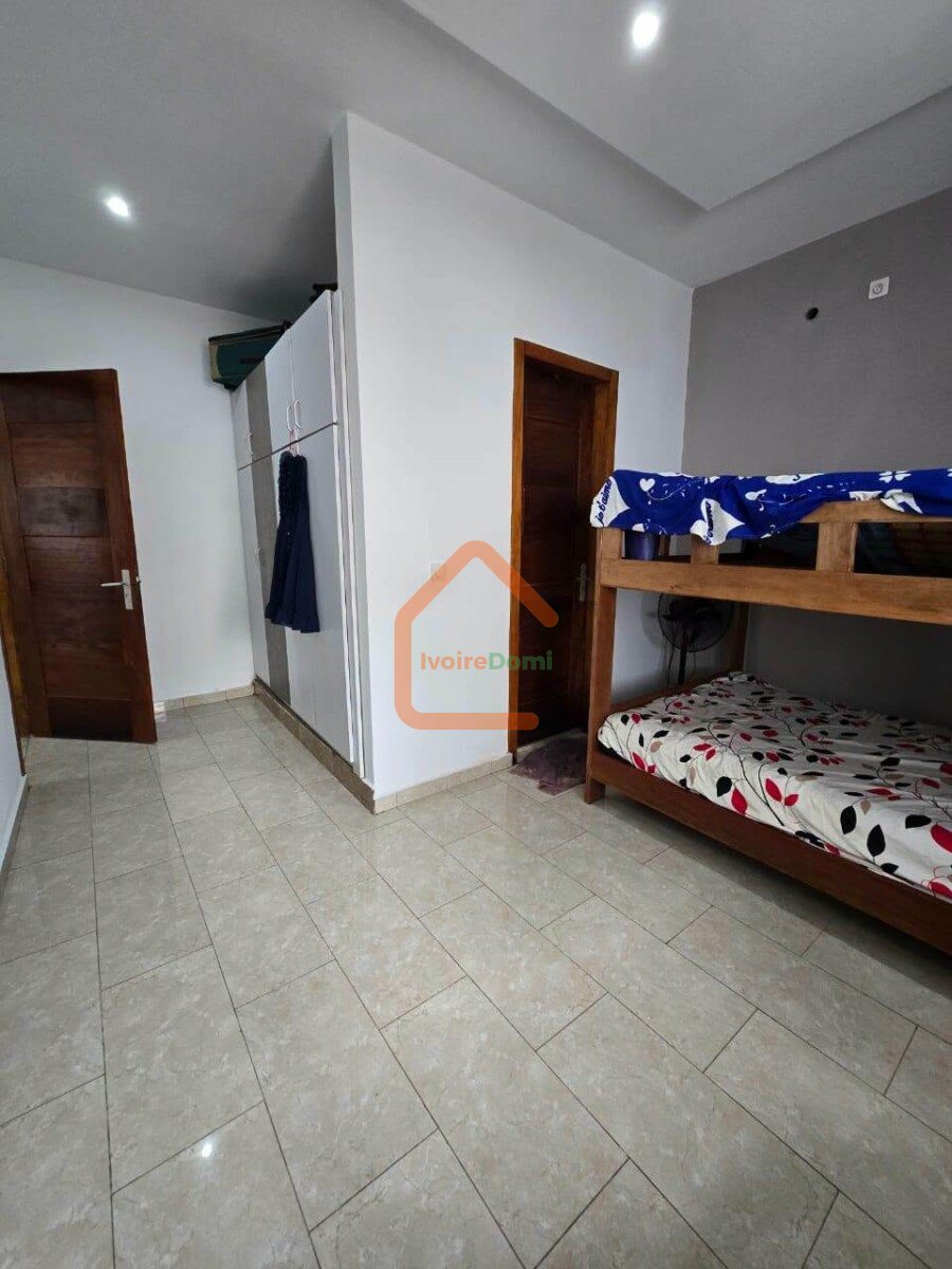 VILLA BASSE EN VENTE